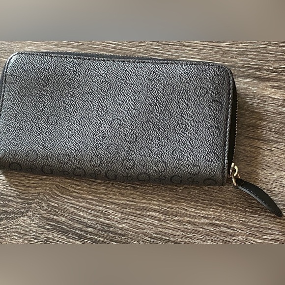 Guess Black Leather Logo Wallet - Picture 3 of 10